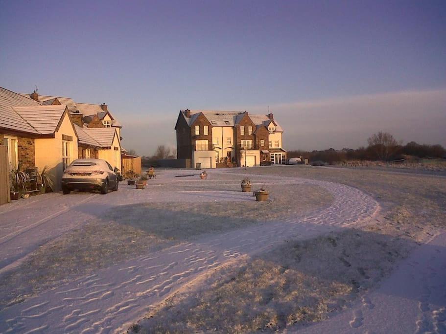 Villa South Lake House - 300M To South Lake Leisure Centre Derrymacash Exterior foto